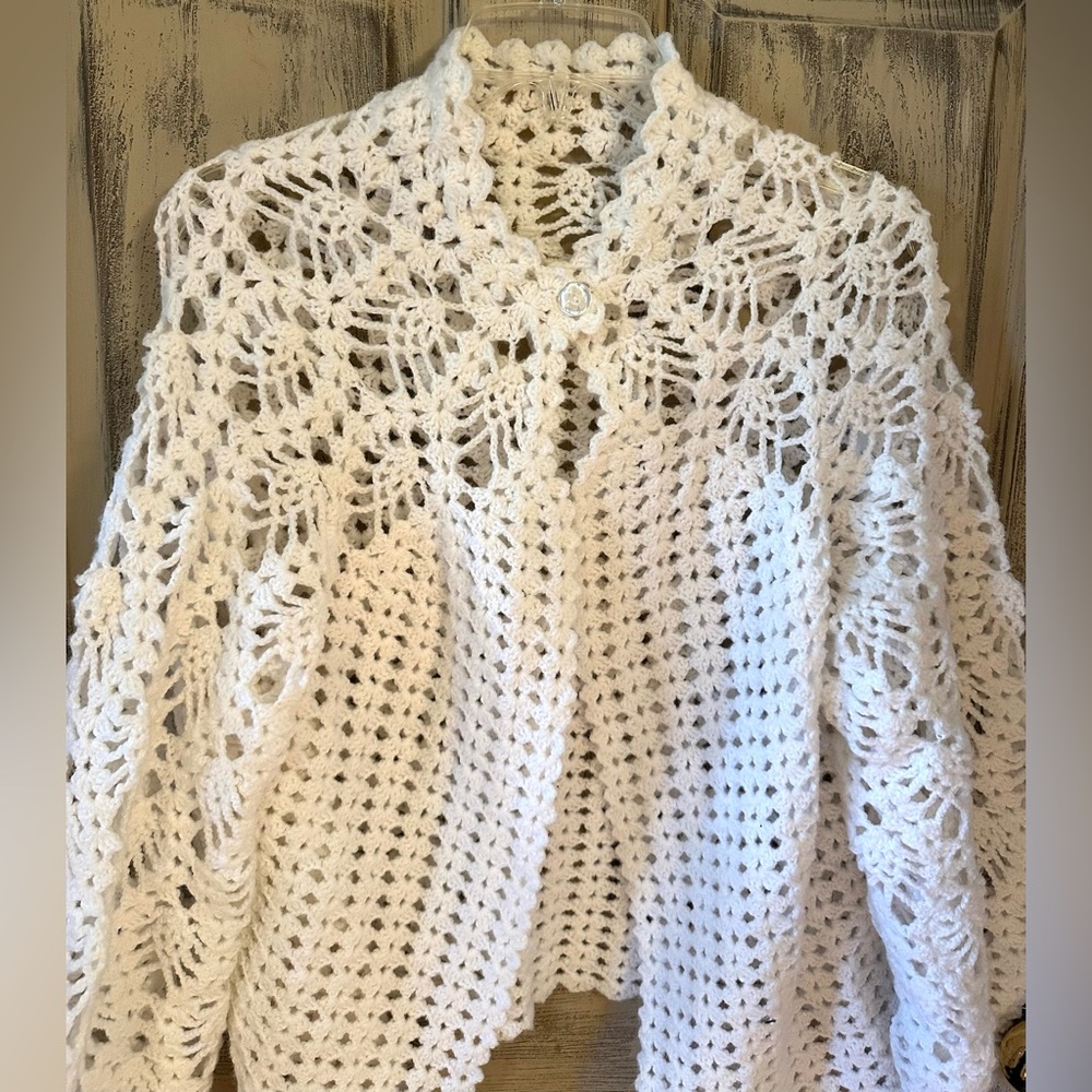 Y2K Handmade White Crochet 1-Button Open Cardigan Sweater Size M/L